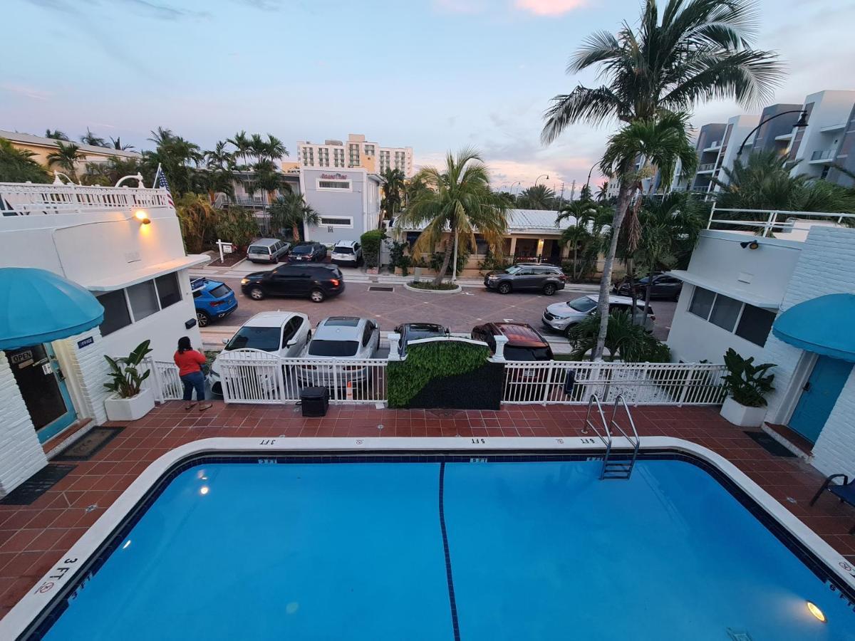 Pousada Inn&Suites Hollywood Exterior foto