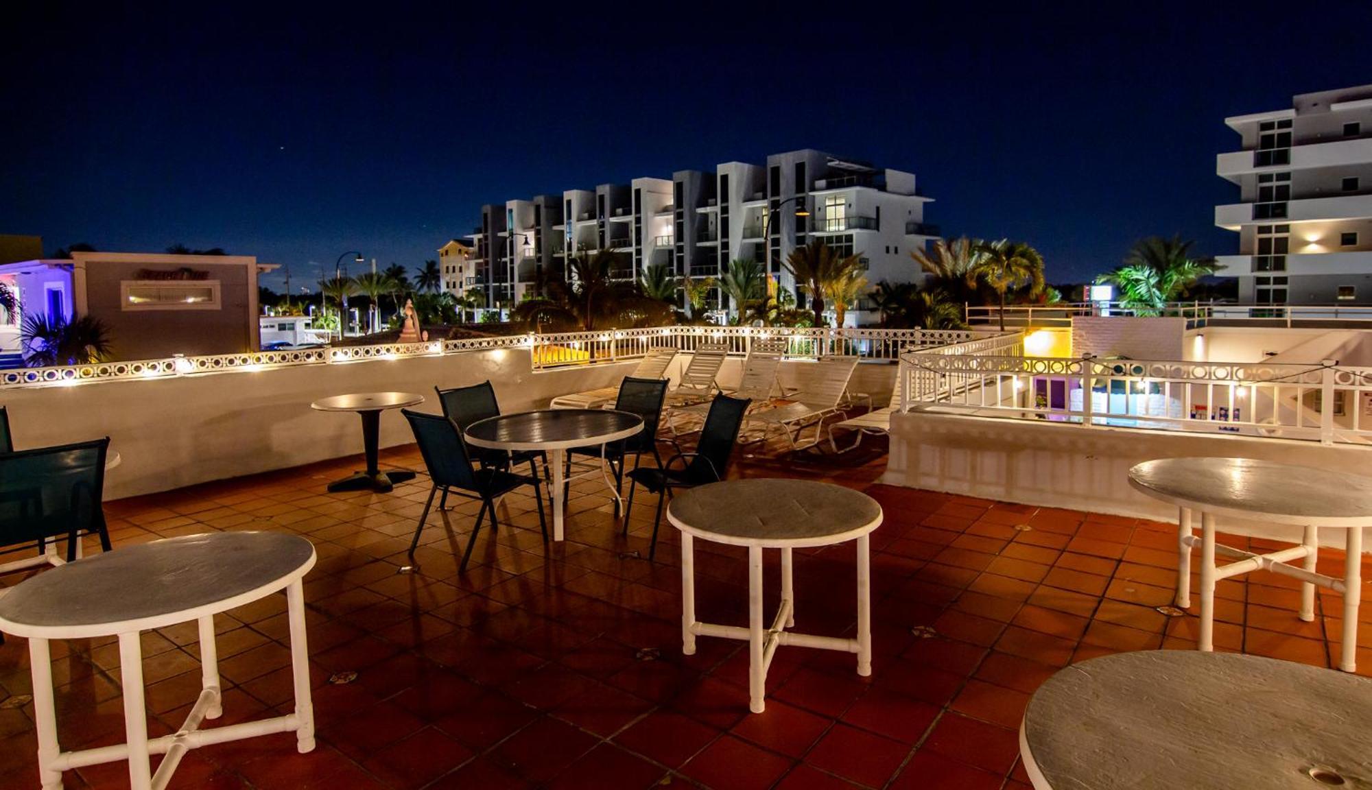 Pousada Inn&Suites Hollywood Exterior foto
