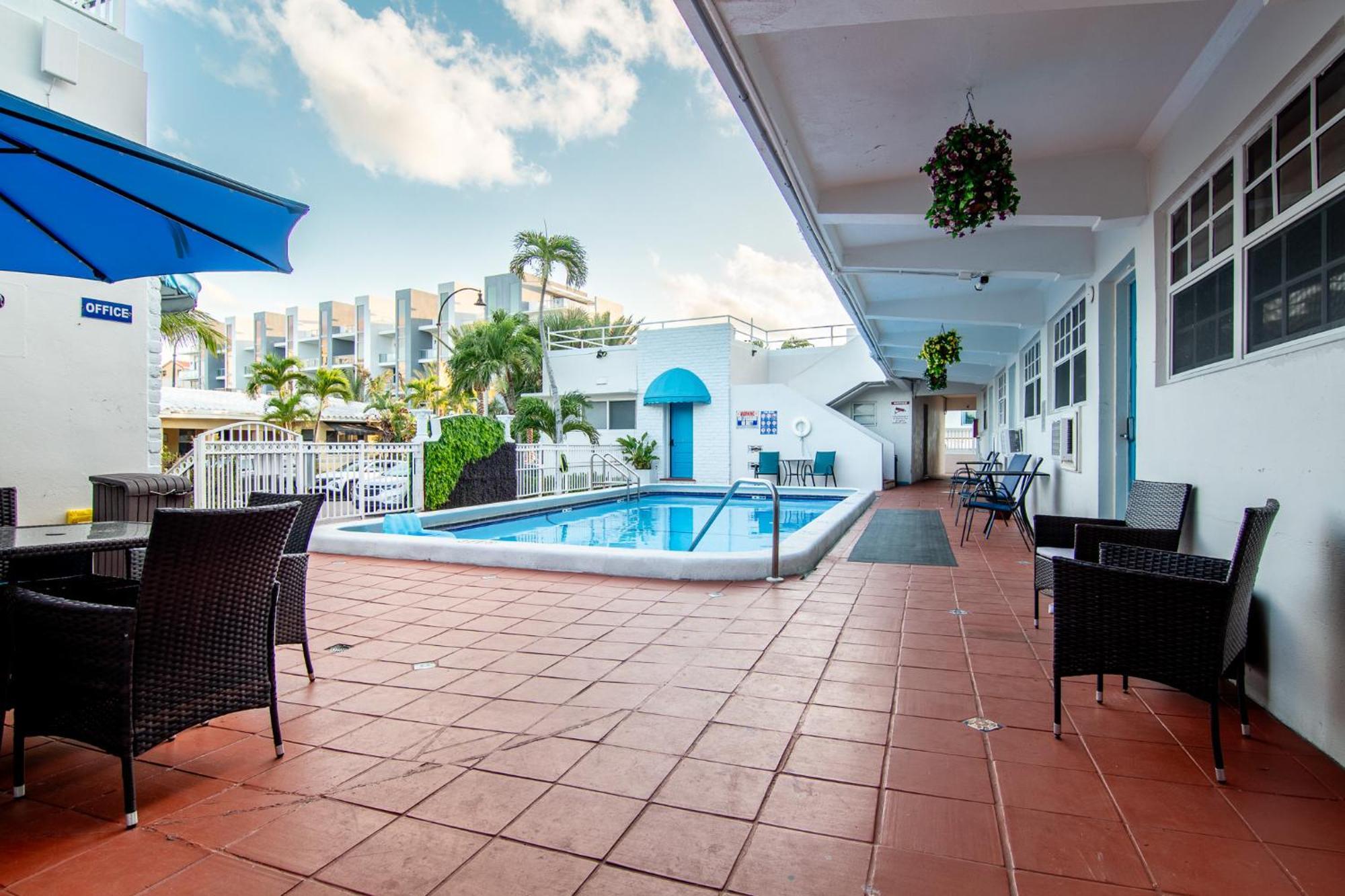Pousada Inn&Suites Hollywood Exterior foto